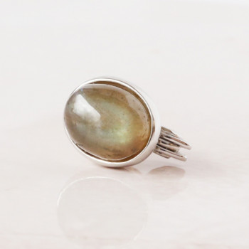 labradorite cabochon earring